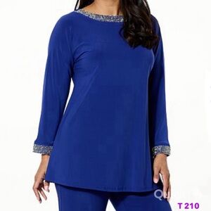 NWT Antthony Embellished Pullover Poncho Top